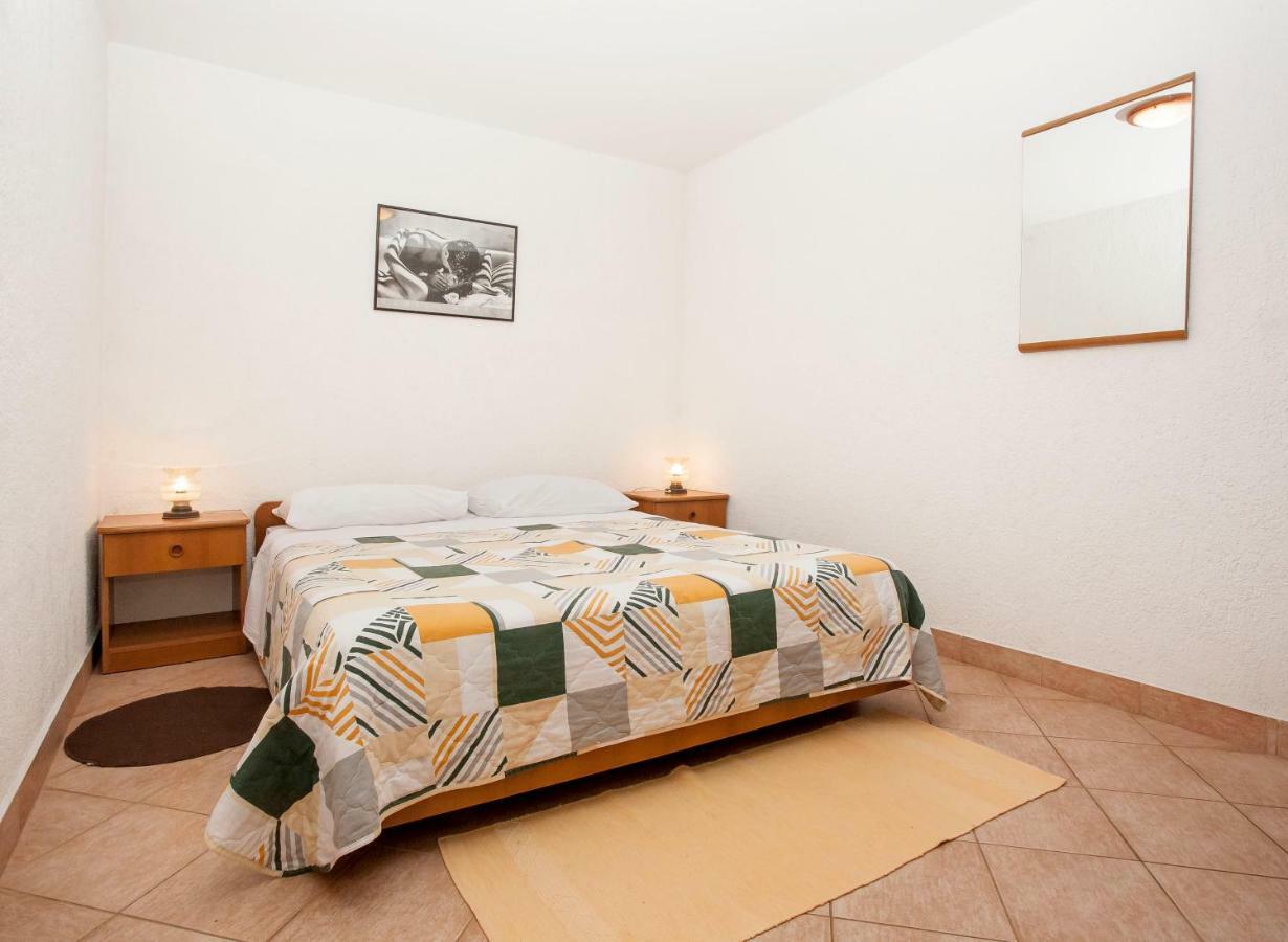 Apartment Regina Rovinj Exterior foto