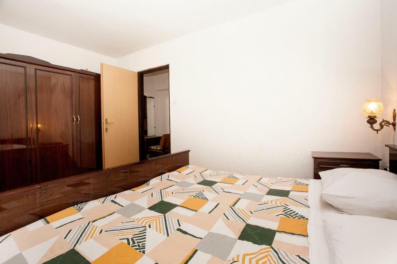 Apartment Regina Rovinj Exterior foto